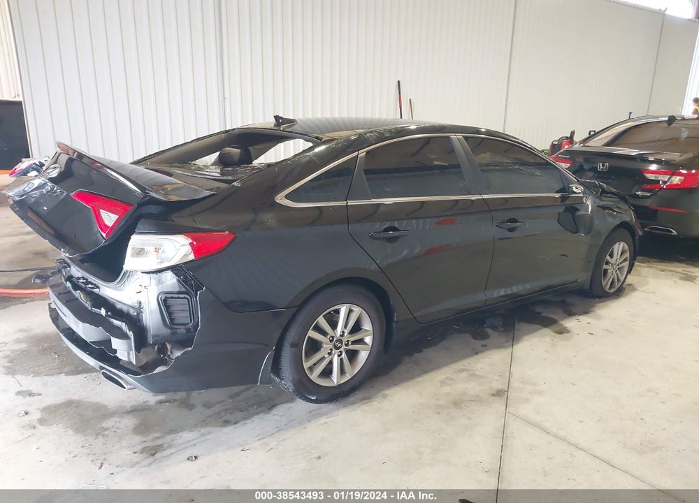 2015 HYUNDAI SONATA SE VIN: 5NPE24AF6FH223603