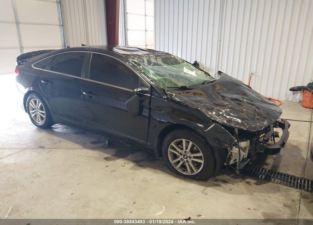 2015 HYUNDAI SONATA SE VIN: 5NPE24AF6FH223603
