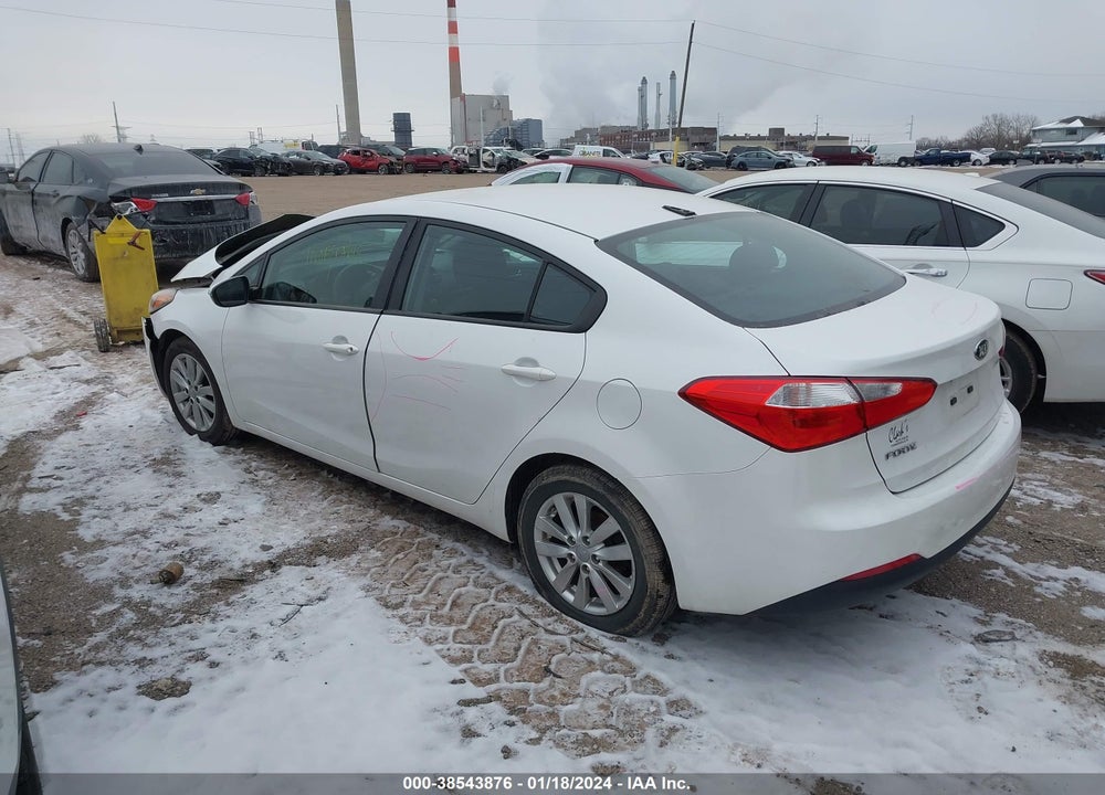 2015 KIA FORTE LX VIN: KNAFX4A60F5382507