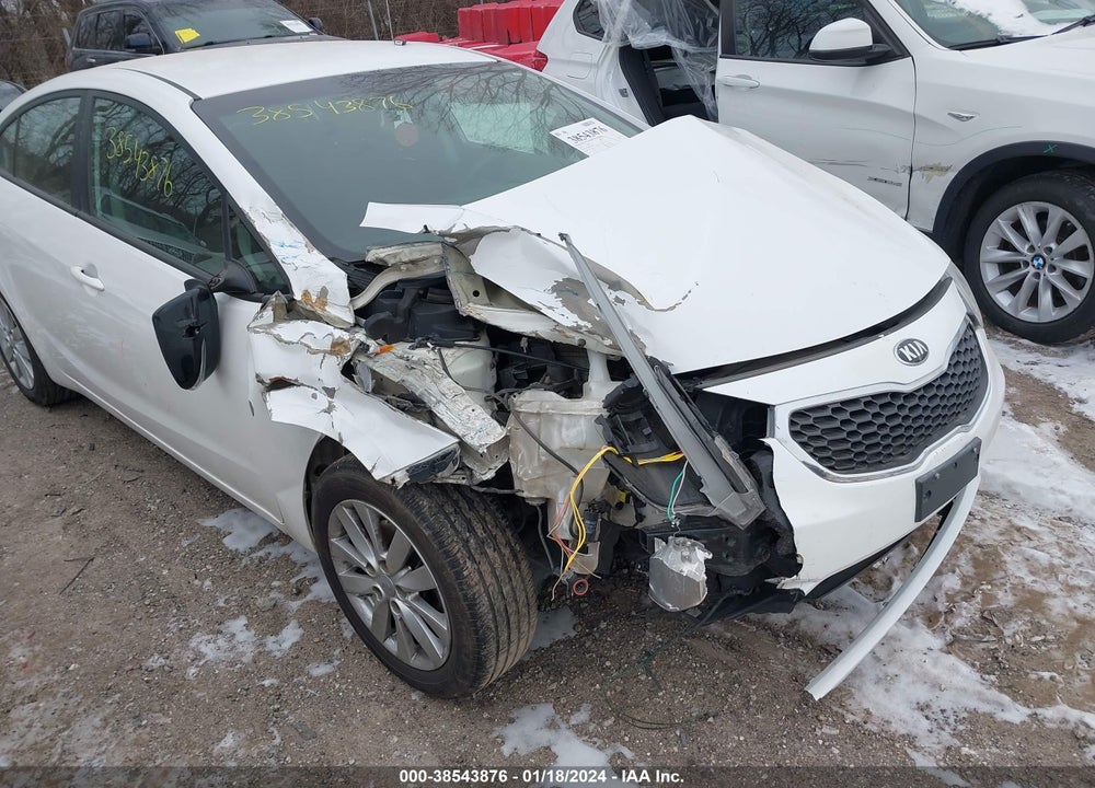 2015 KIA FORTE LX VIN: KNAFX4A60F5382507