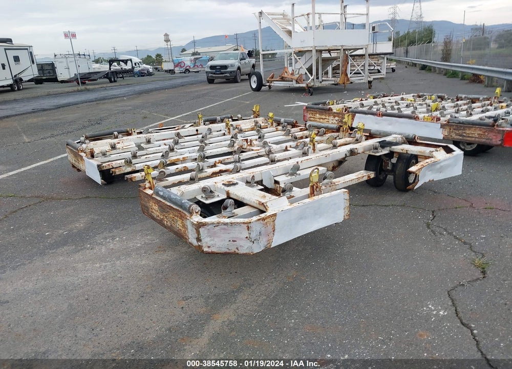1994 EQUIPMENT GSE 1215 VIN: 00000000000007135