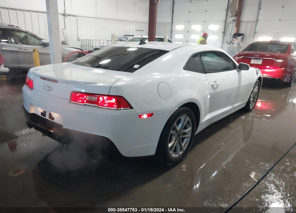2015 CHEVROLET CAMARO VIN: 2G1FB1E37F9120642