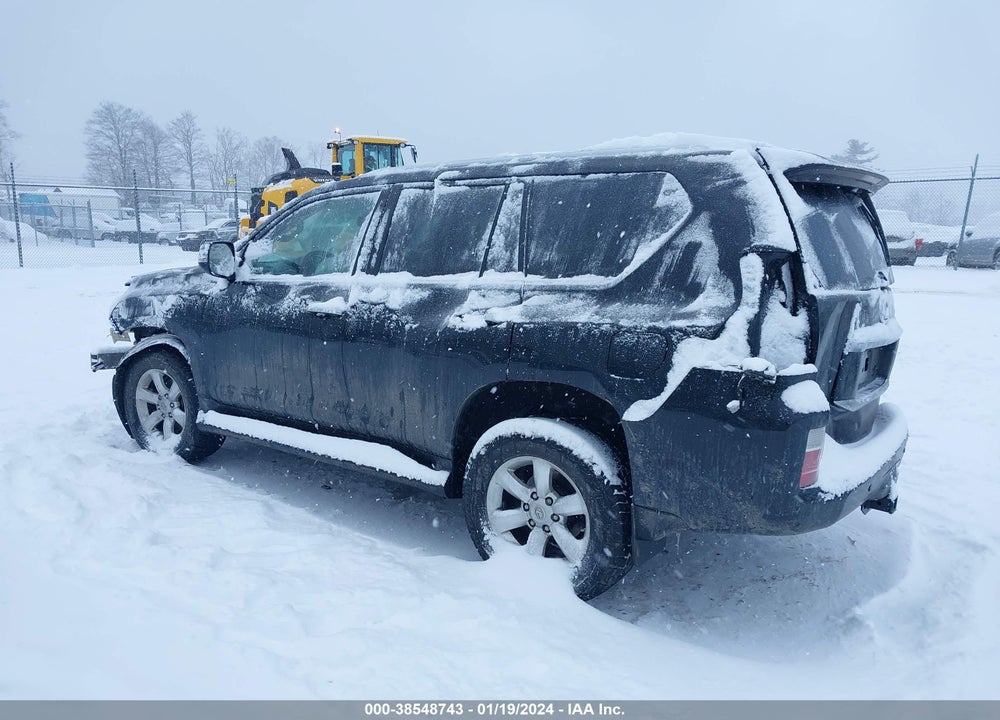 2011 LEXUS GX 460 VIN: JTJBM7FX6B5030195