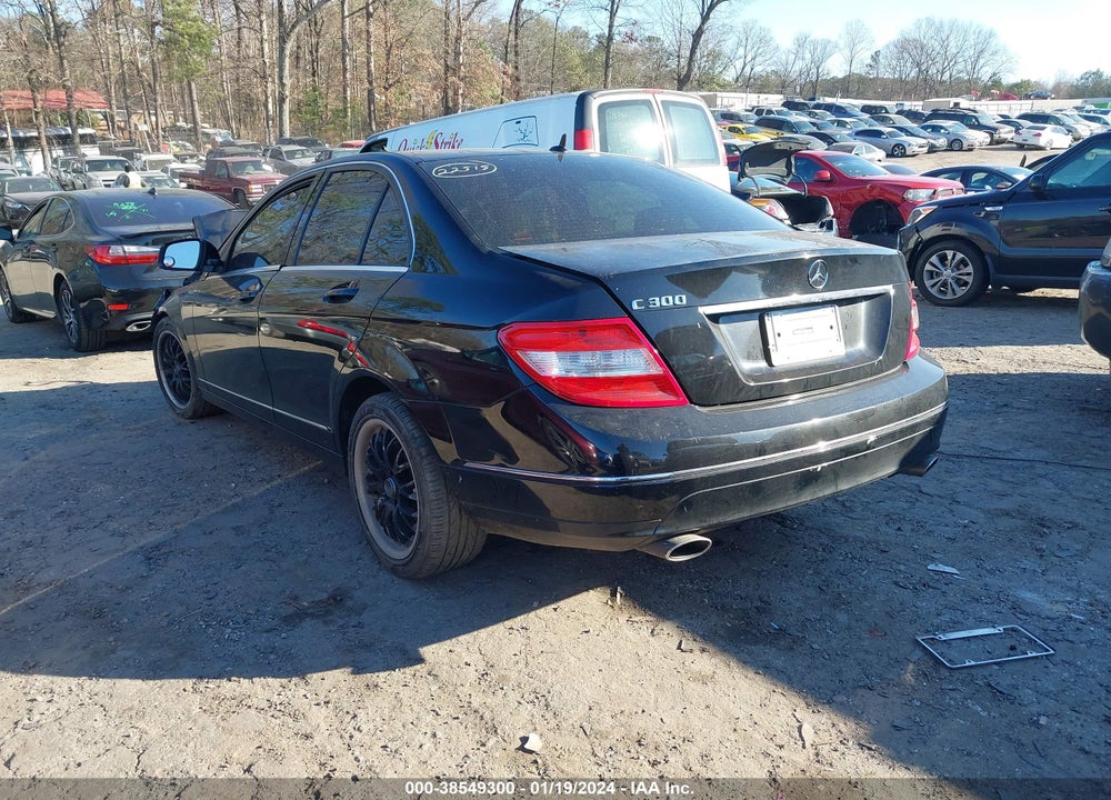 2009 MERCEDES-BENZ C 300 LUXURY/SPORT VIN: WDDGF54XX9R047486