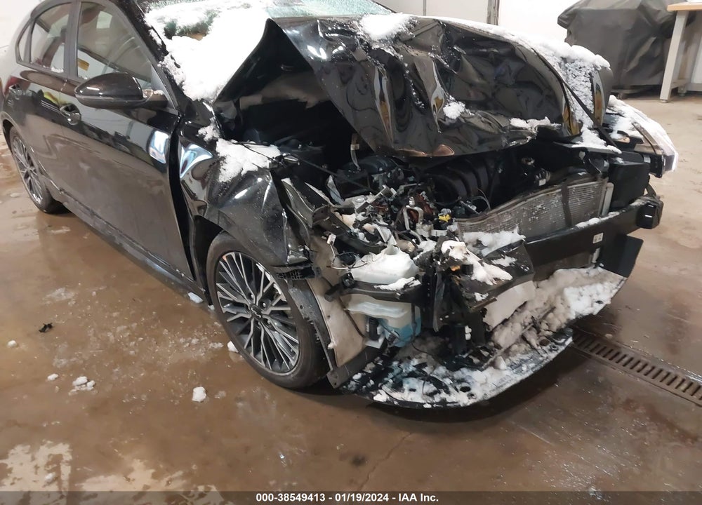 2023 KIA FORTE GT LINE VIN: 3KPF54AD1PE614027