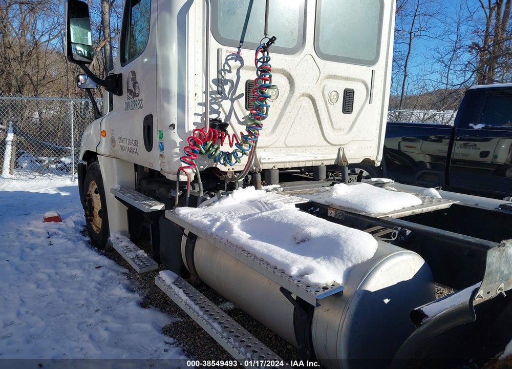 2016 FREIGHTLINER CASCADIA 125 VIN: 3AKJGEDV0GSHE5404