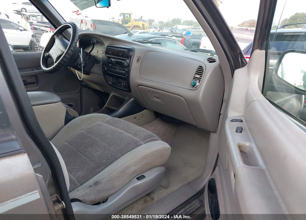1998 FORD EXPLORER EDDIE BAUER/LIMITED/XLT VIN: 1FMZU35P0WZB46644