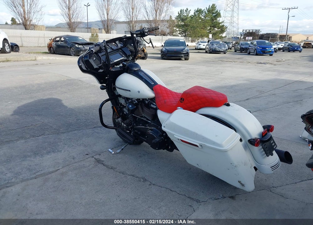 2018 HARLEY-DAVIDSON FLHXS STREET GLIDE SPECIAL VIN: 1HD1KRC14JB600130