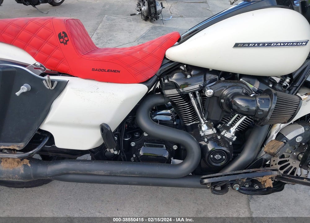 2018 HARLEY-DAVIDSON FLHXS STREET GLIDE SPECIAL VIN: 1HD1KRC14JB600130