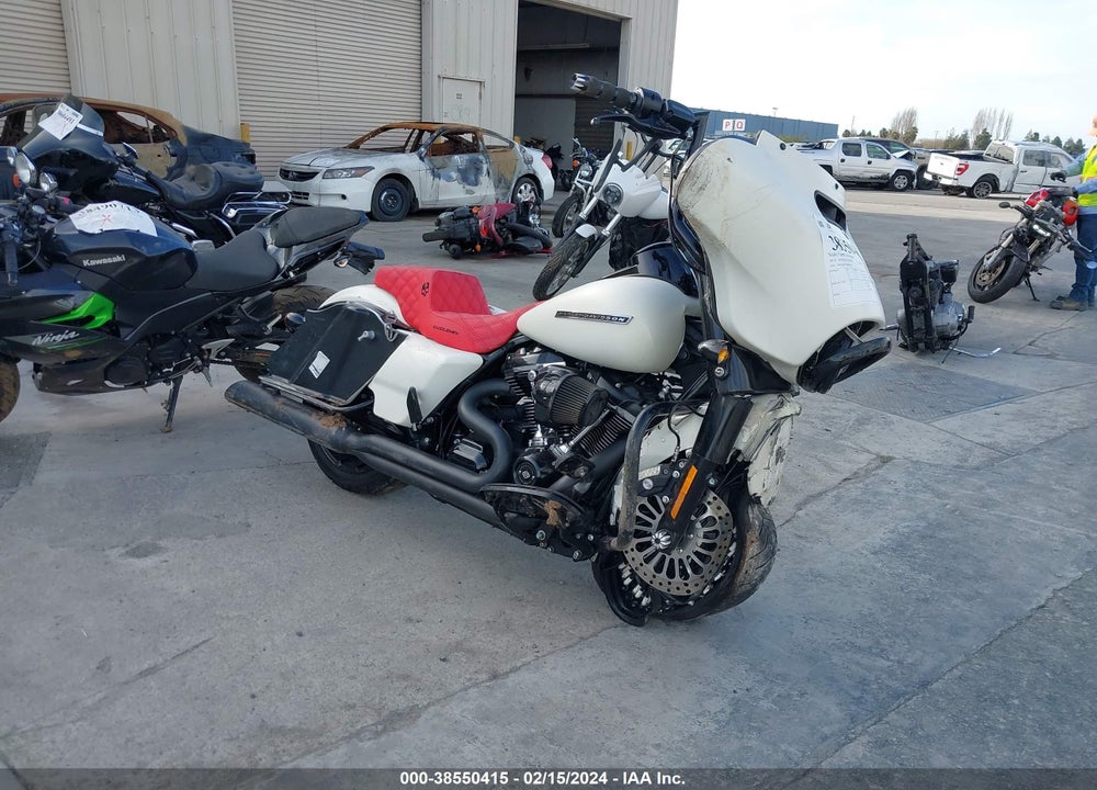 2018 HARLEY-DAVIDSON FLHXS STREET GLIDE SPECIAL VIN: 1HD1KRC14JB600130