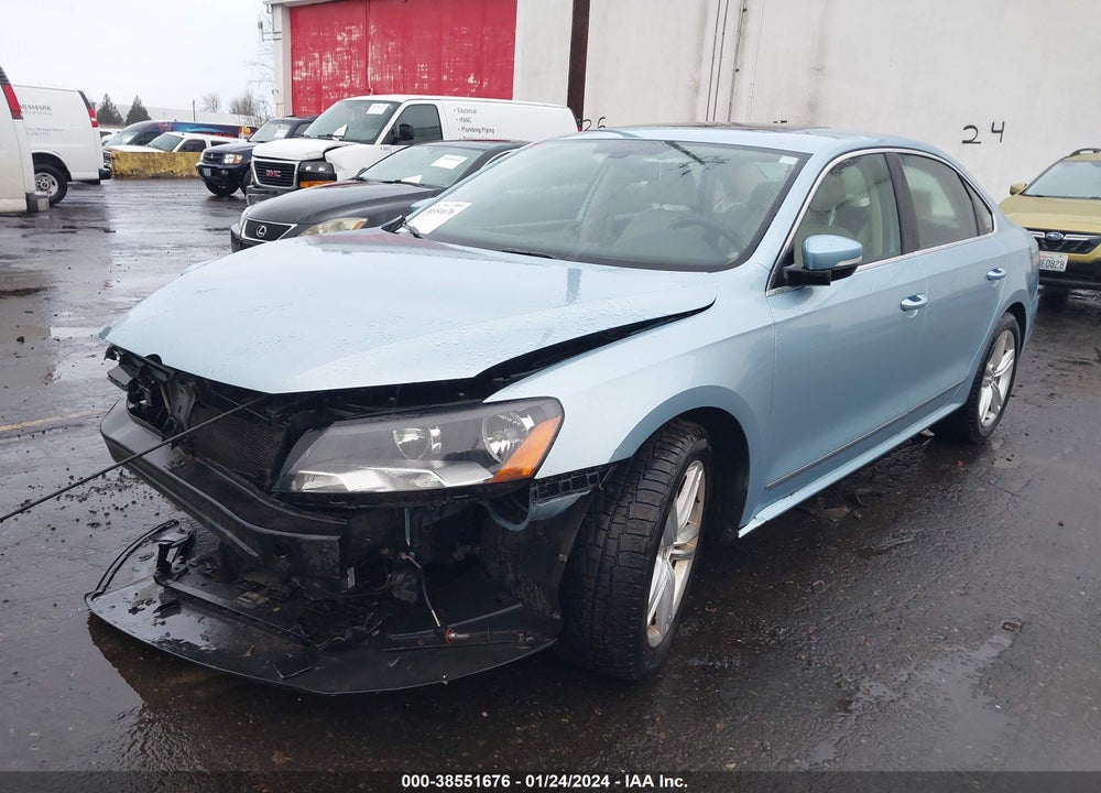 2013 VOLKSWAGEN PASSAT 2.0L TDI SE VIN: 1VWBN7A34DC028140