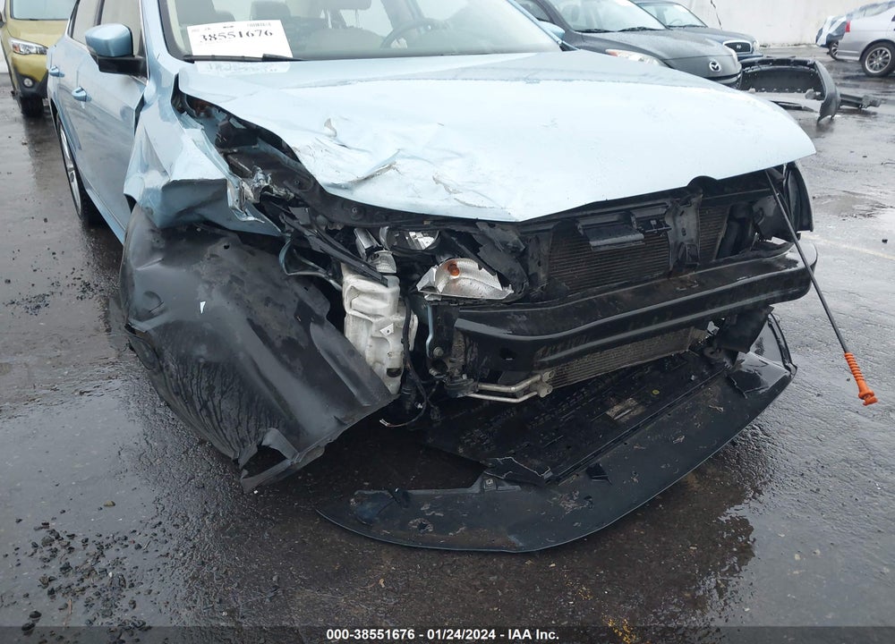 2013 VOLKSWAGEN PASSAT 2.0L TDI SE VIN: 1VWBN7A34DC028140