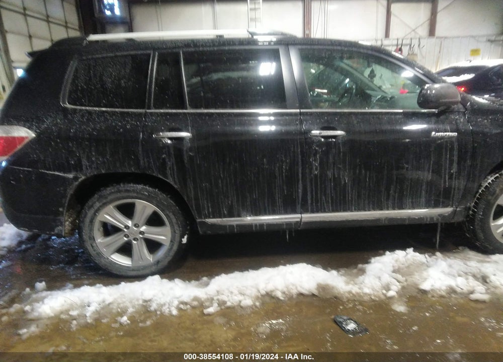 2013 TOYOTA HIGHLANDER LIMITED V6 VIN: 5TDDK3EH8DS234417