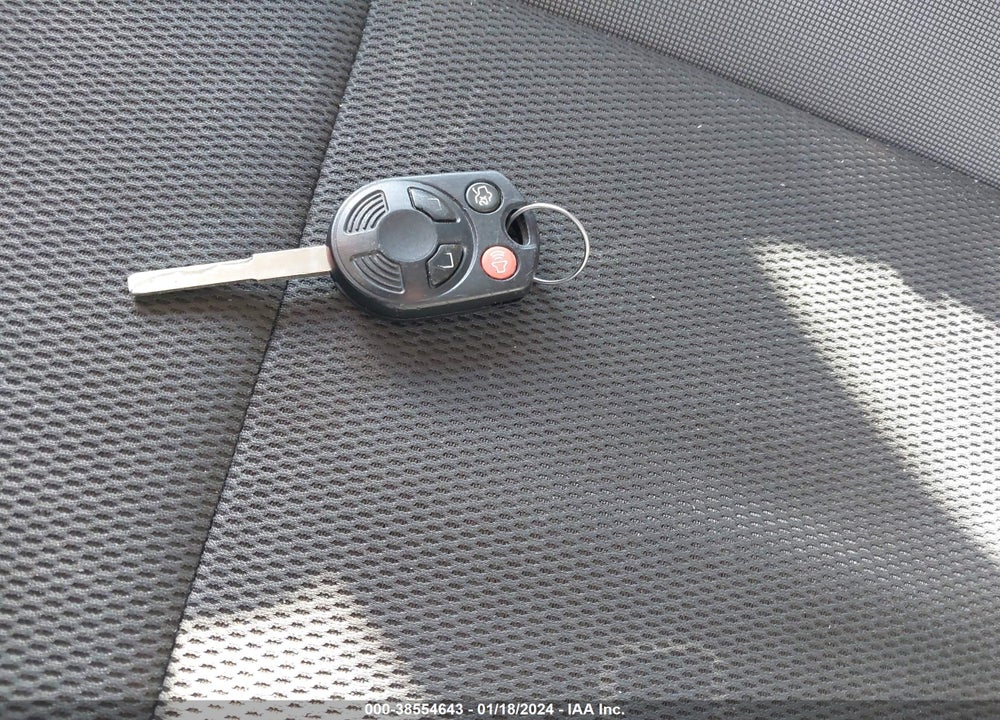 2013 FORD FOCUS SE VIN: 1FADP3F26DL122041