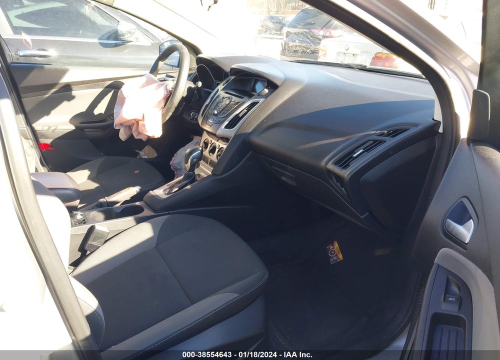 2013 FORD FOCUS SE VIN: 1FADP3F26DL122041