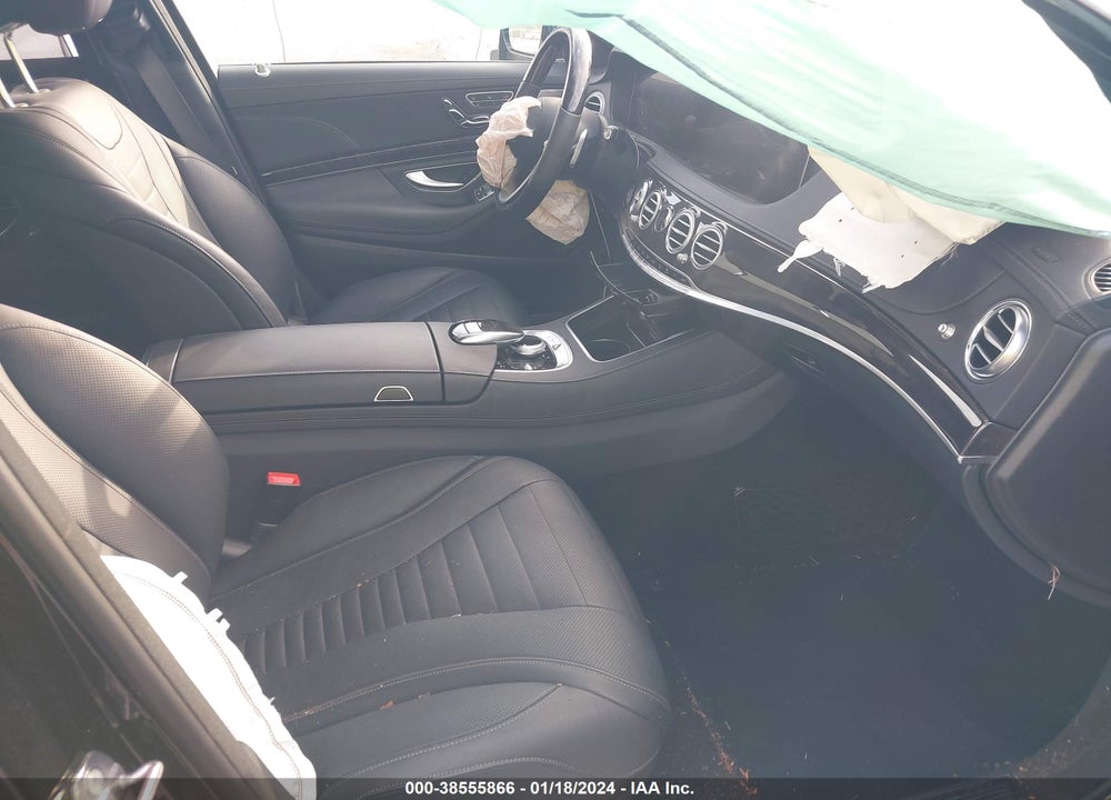 2019 MERCEDES-BENZ S 560 4MATIC VIN: WDDUG8GB7KA461413