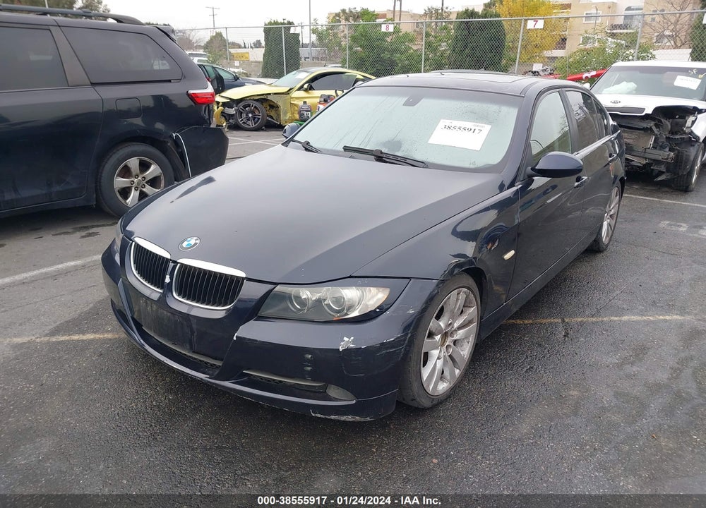 2008 BMW 328I VIN: WBAVA37508NL55705