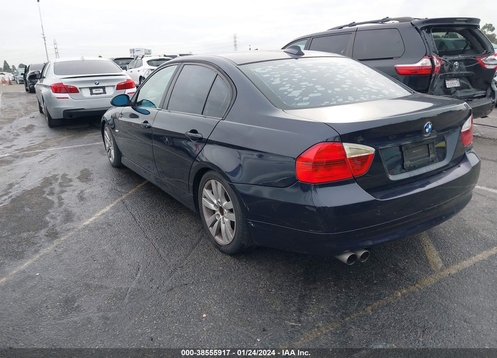 2008 BMW 328I VIN: WBAVA37508NL55705