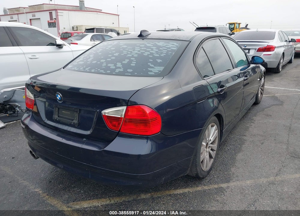 2008 BMW 328I VIN: WBAVA37508NL55705