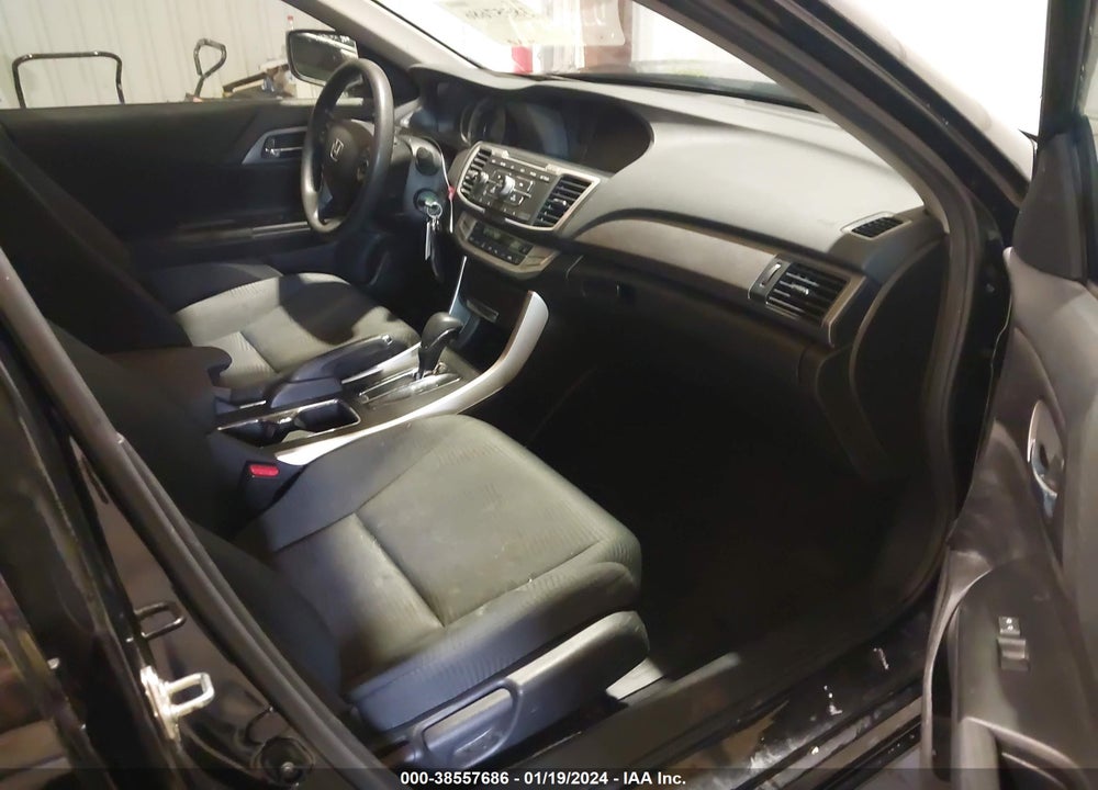 2015 HONDA ACCORD LX VIN: 1HGCR2F30FA226012