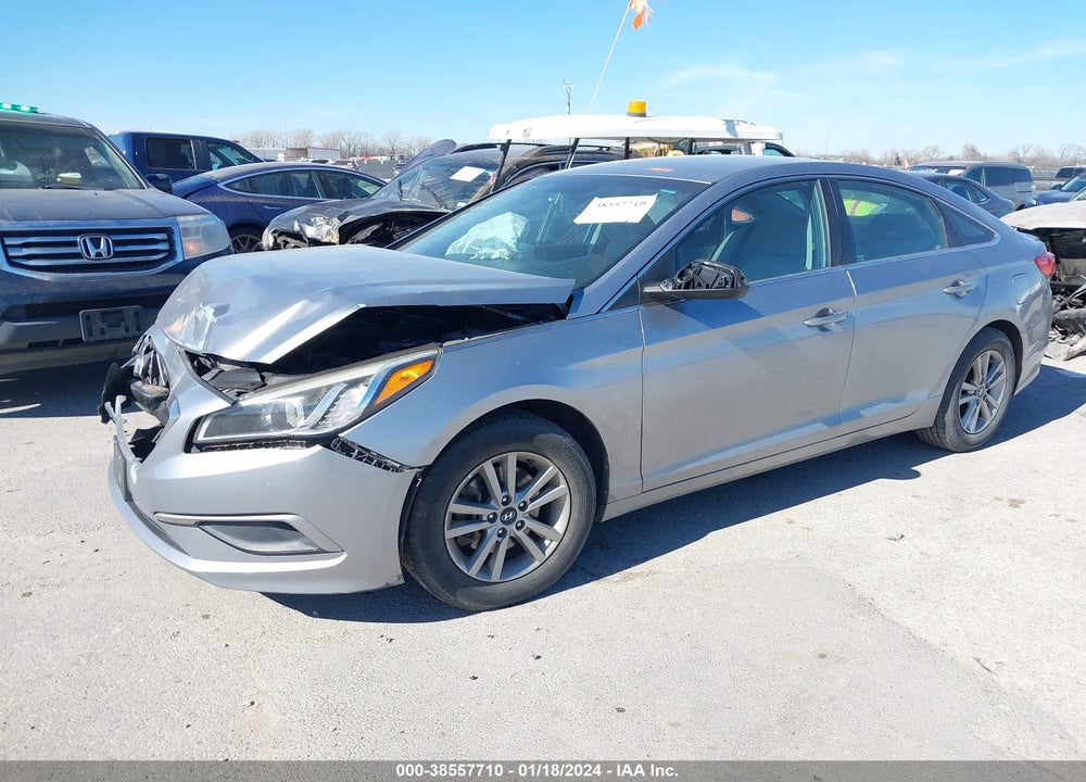 2016 HYUNDAI SONATA SE VIN: 5NPE24AF5GH262880