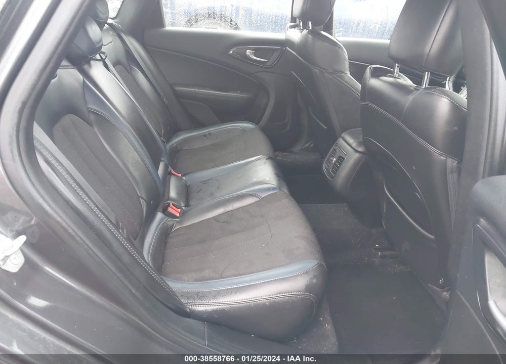 2015 CHRYSLER 200 S VIN: 1C3CCCDGXFN618083