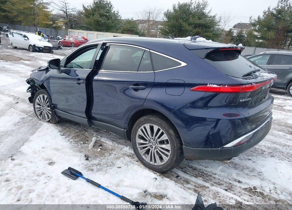 2022 TOYOTA VENZA XLE VIN: JTEAAAAH1NJ112539
