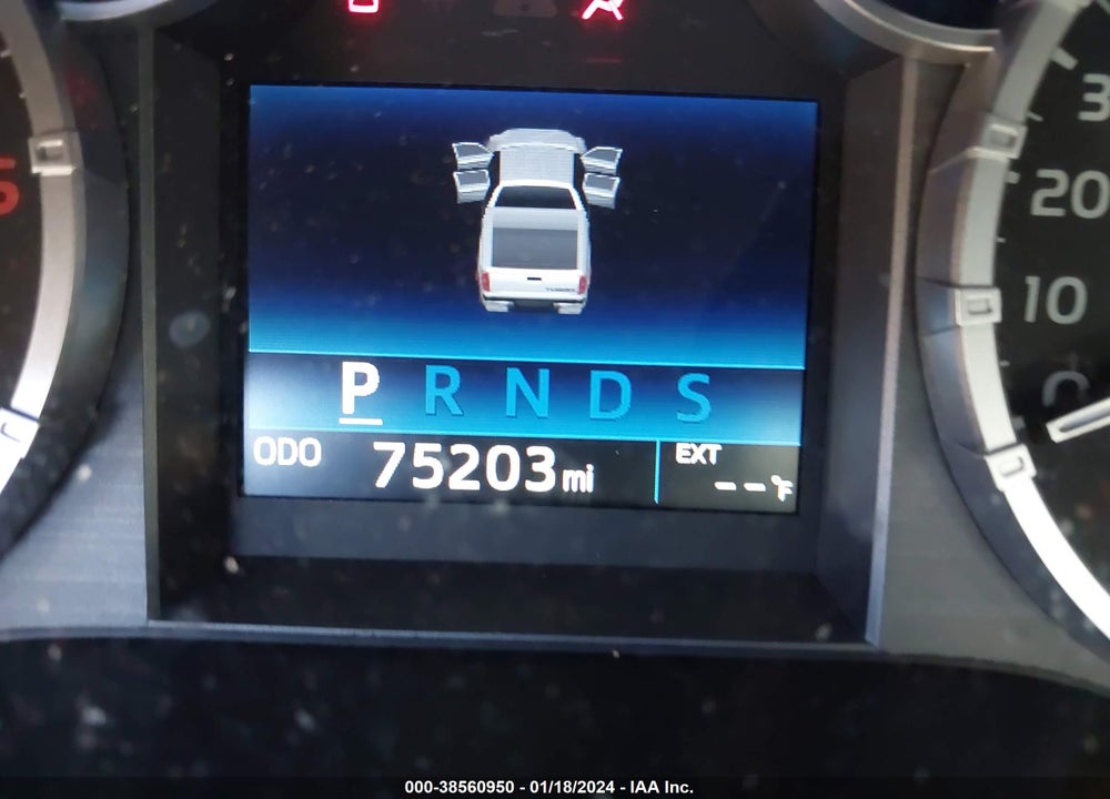 2016 TOYOTA TUNDRA SR5 4.6L V8 VIN: 5TFEM5F10GX104867