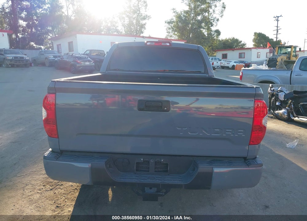 2016 TOYOTA TUNDRA SR5 4.6L V8 VIN: 5TFEM5F10GX104867