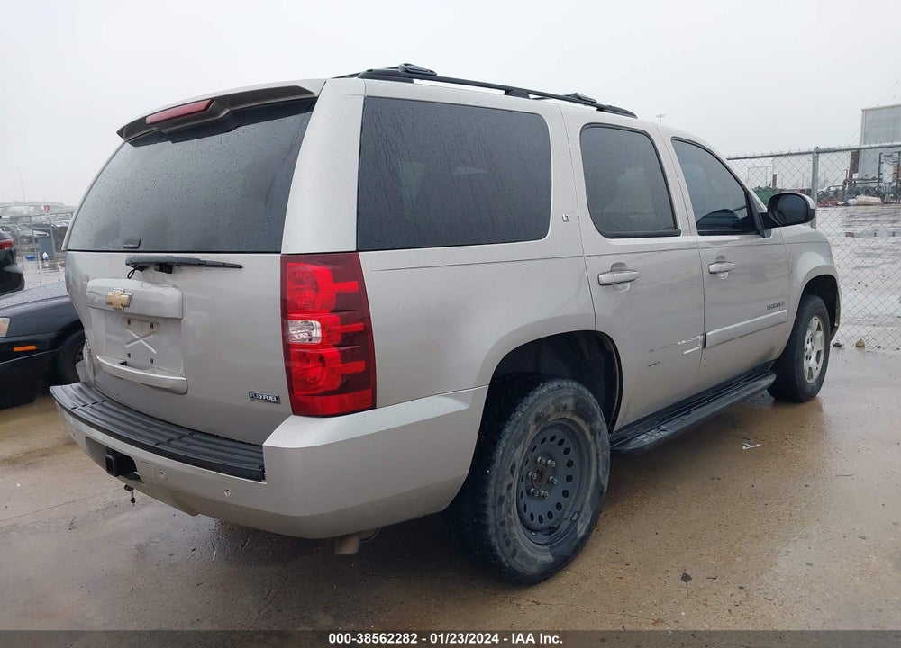 2007 CHEVROLET TAHOE LT VIN: 1GNFK13037R252926