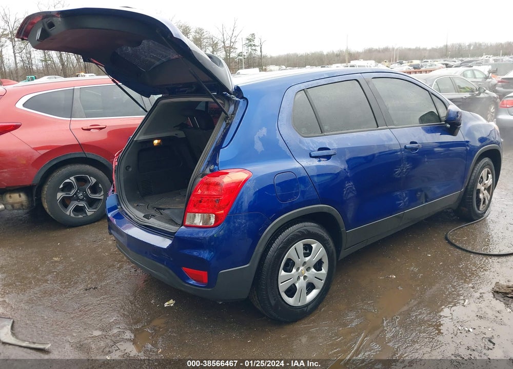 2017 CHEVROLET TRAX LS VIN: 3GNCJKSB2HL201392