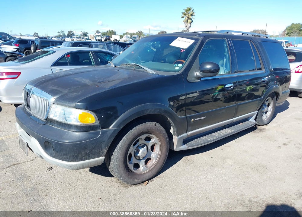 2002 LINCOLN NAVIGATOR VIN: 5LMEU27R82LJ17085