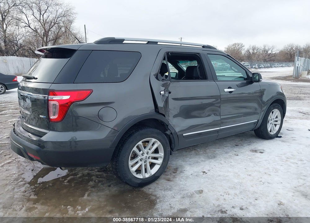 2015 FORD EXPLORER XLT VIN: 1FM5K8D89FGA29393
