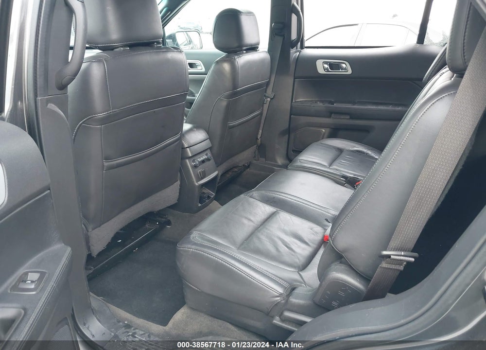 2015 FORD EXPLORER XLT VIN: 1FM5K8D89FGA29393