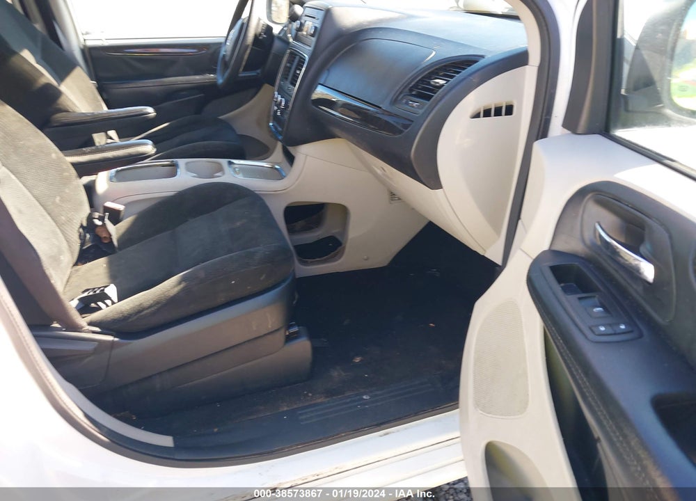 2016 DODGE GRAND CARAVAN SXT VIN: 2C4RDGCG3GR333824