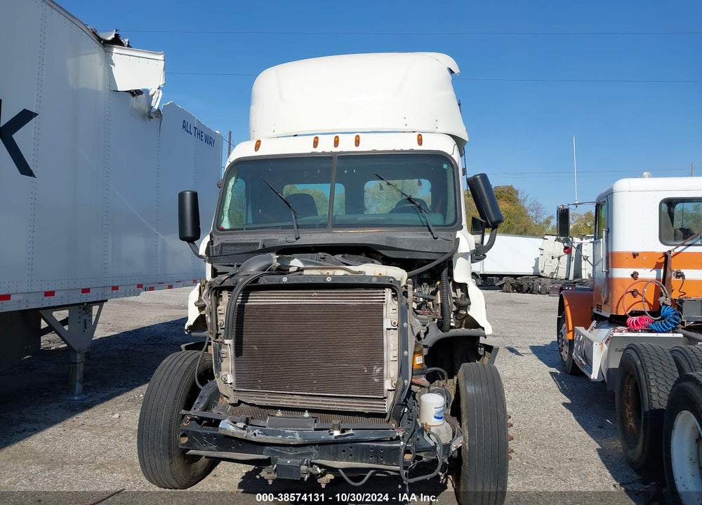 2016 FREIGHTLINER CASCADIA 125 VIN: 3AKJGEDV9GSGV3339