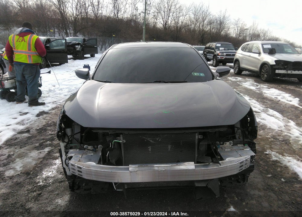 2018 HONDA CIVIC VIN: 2HGFC2F55JH608093