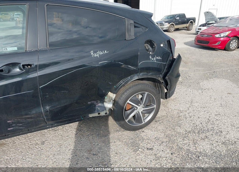 2022 HONDA HR-V AWD EX VIN: 3CZRU6H51NM737835