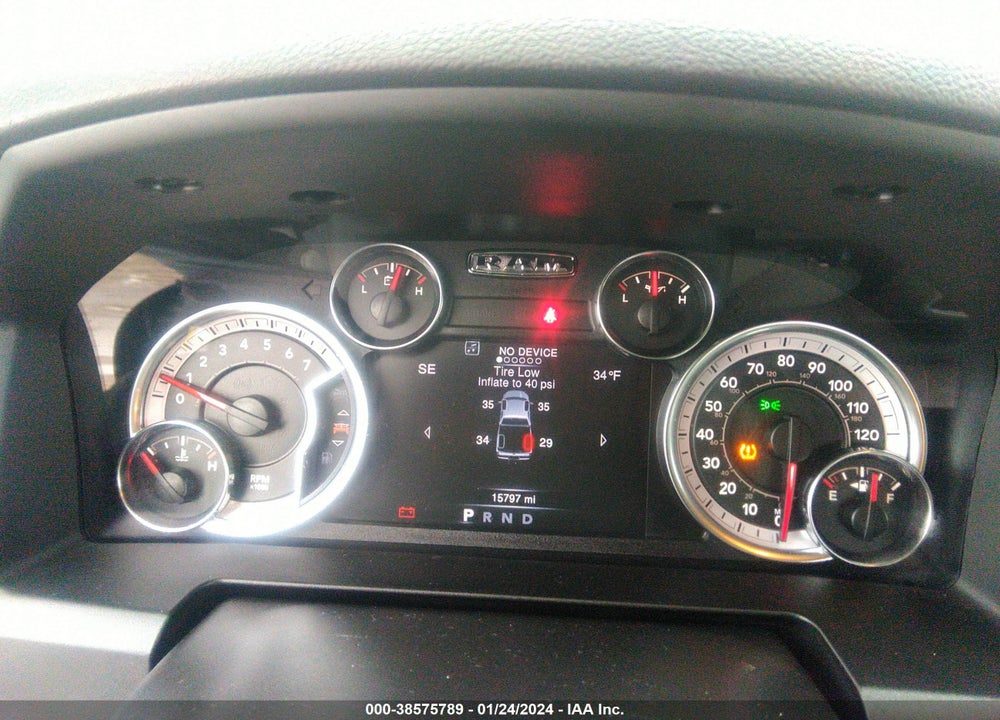 2023 RAM 1500 CLASSIC SLT 4X4 5'7 BOX VIN: 1C6RR7LG4PS563251