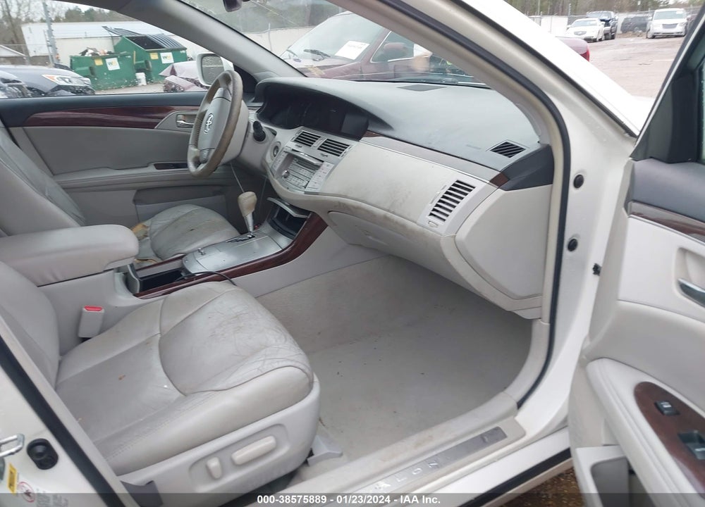 2010 TOYOTA AVALON VIN: 4T1BK3DB5AU353808