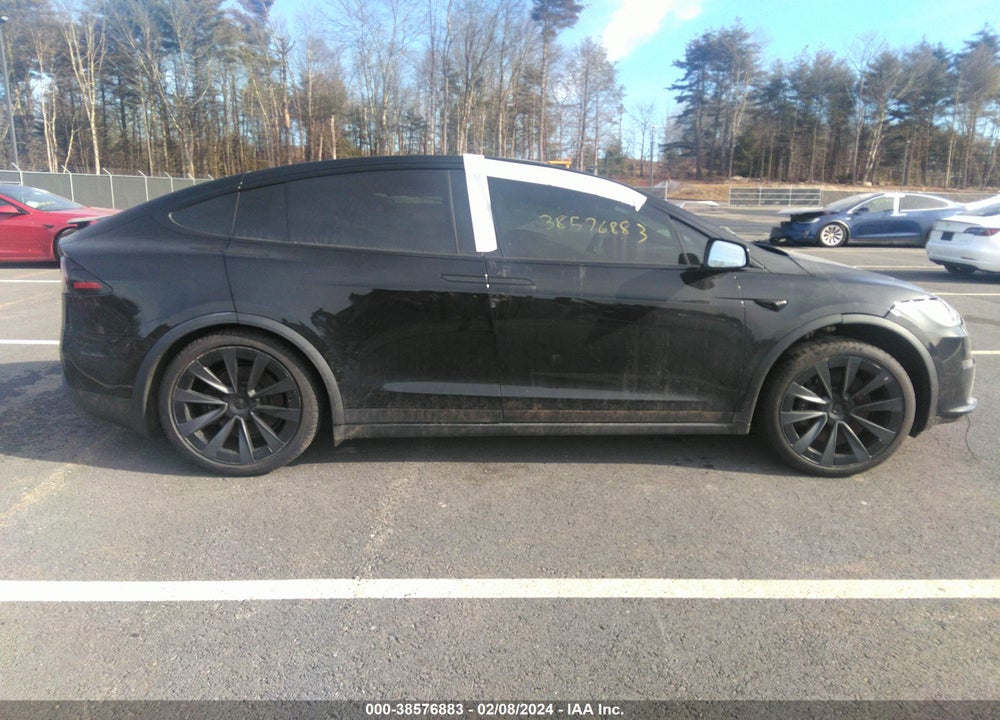 2023 TESLA MODEL X DUAL MOTOR ALL-WHEEL DRIVE/STANDARD RANGE VIN: 7SAXCAE53PF404764