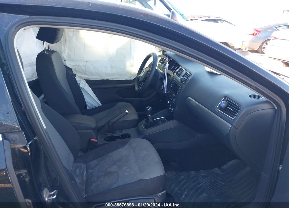 2017 VOLKSWAGEN JETTA 1.4T S VIN: 3VW167AJ5HM351639