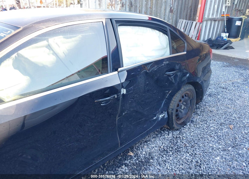 2017 VOLKSWAGEN JETTA 1.4T S VIN: 3VW167AJ5HM351639