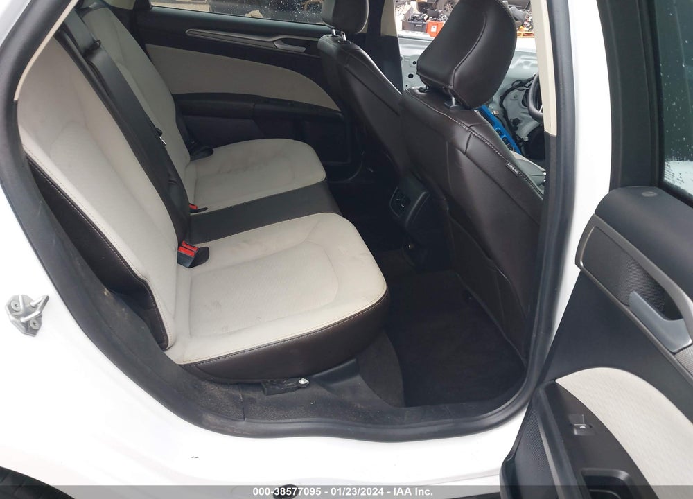 2020 FORD FUSION SE VIN: 3FA6P0HD1LR252928