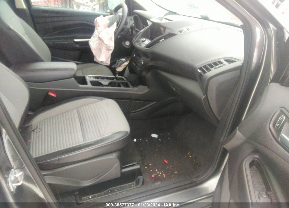 2018 FORD ESCAPE SE VIN: 1FMCU9GD3JUB10397