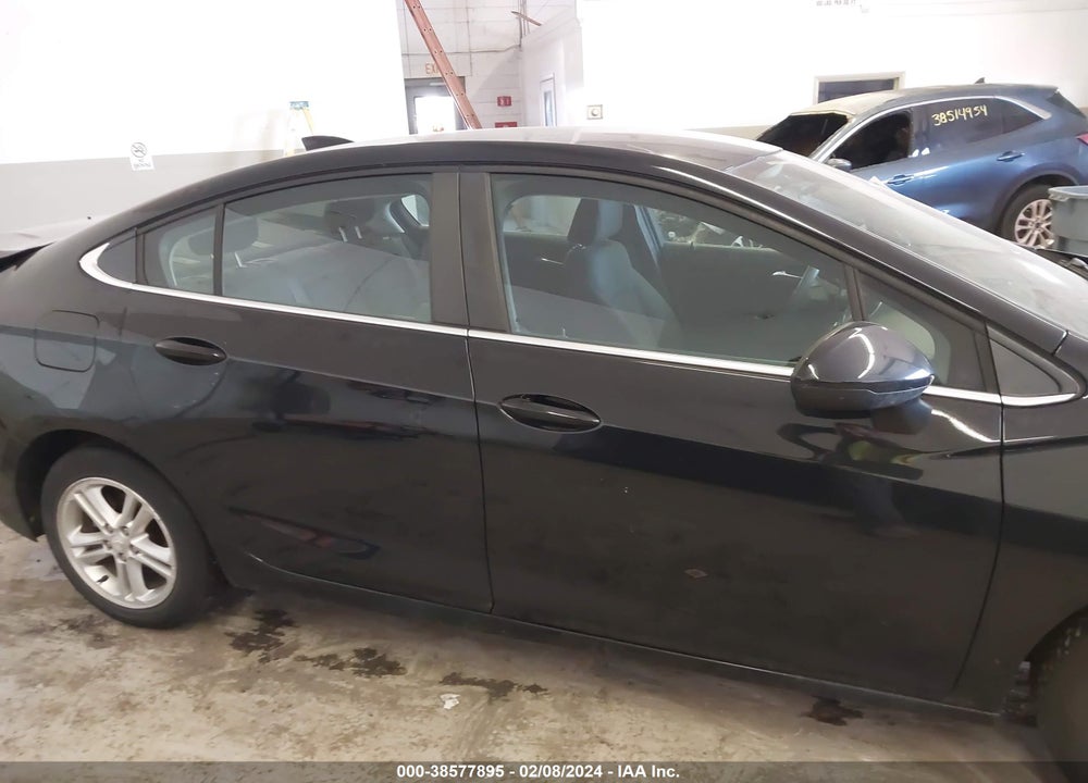 2017 CHEVROLET CRUZE LT AUTO VIN: 1G1BE5SM4H7279231