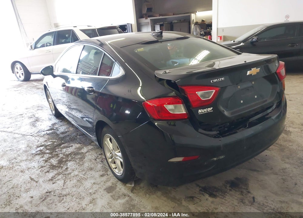 2017 CHEVROLET CRUZE LT AUTO VIN: 1G1BE5SM4H7279231