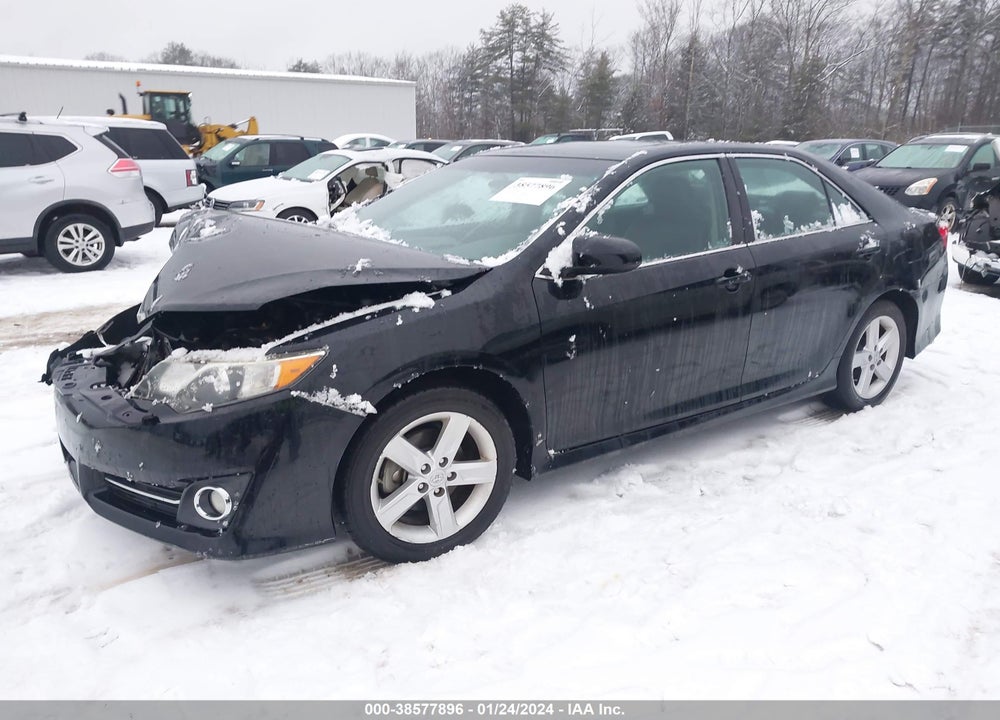 2014 TOYOTA CAMRY SE VIN: 4T1BF1FK7EU773145
