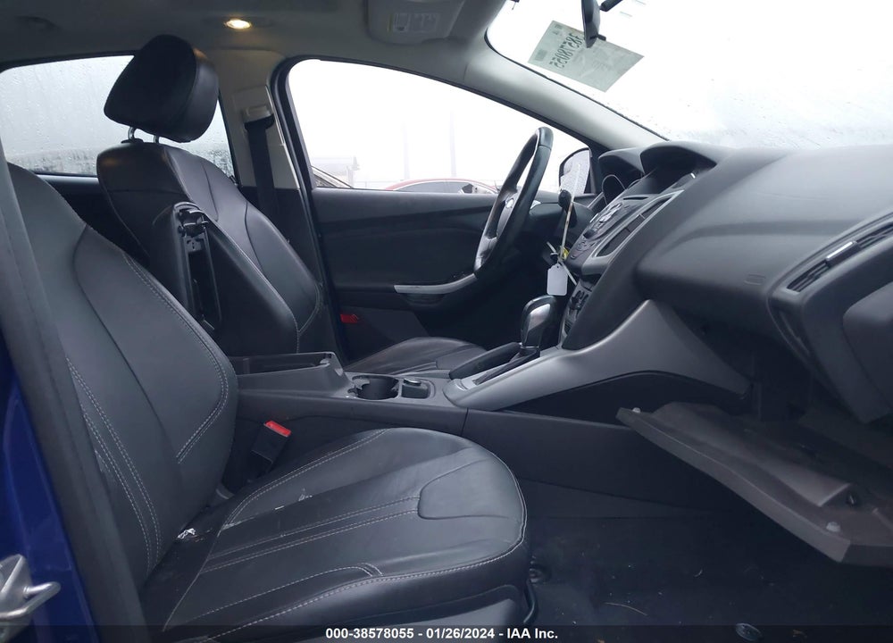 2014 FORD FOCUS SE VIN: 1FADP3K2XEL193220