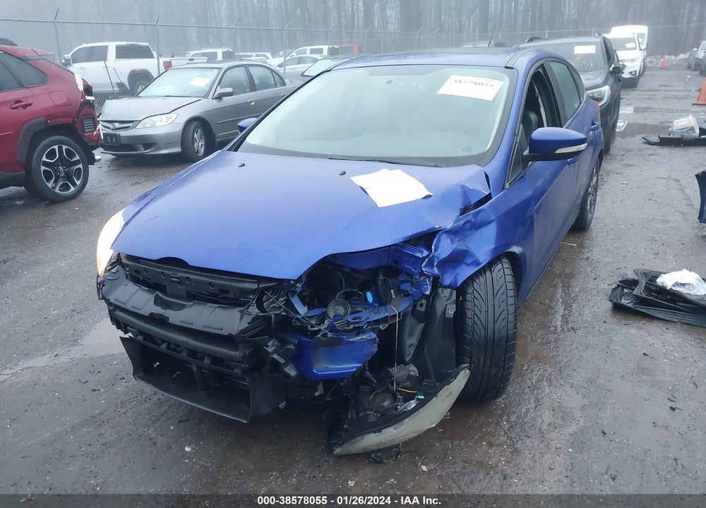2014 FORD FOCUS SE VIN: 1FADP3K2XEL193220